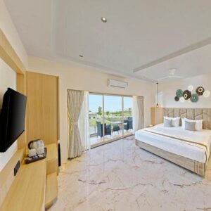 Breeze By Patron Hotels 7