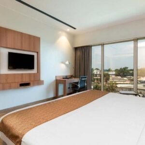Express Inn The Business Luxury Hotel 5