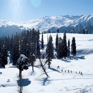 Beautiful Skiing Resort of Gulmarg in Kashmir – India