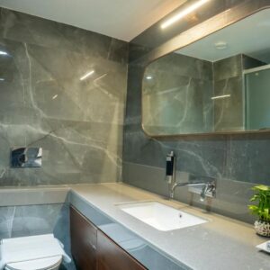 Pride Elite, Daman 4