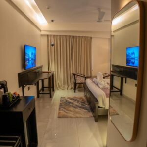 Pride Elite, Daman 8