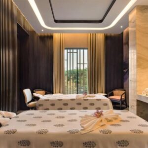 Radisson Blu Hotel & Spa, Nashik 6