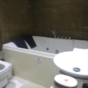 Ramee Guestline Hotel Juhu Room 3