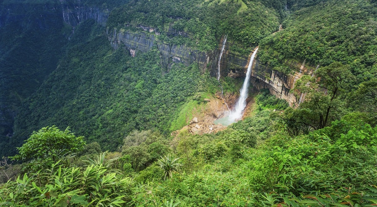 Scenic Meghalaya with Mawlynnong Stay - I Fly – Assam