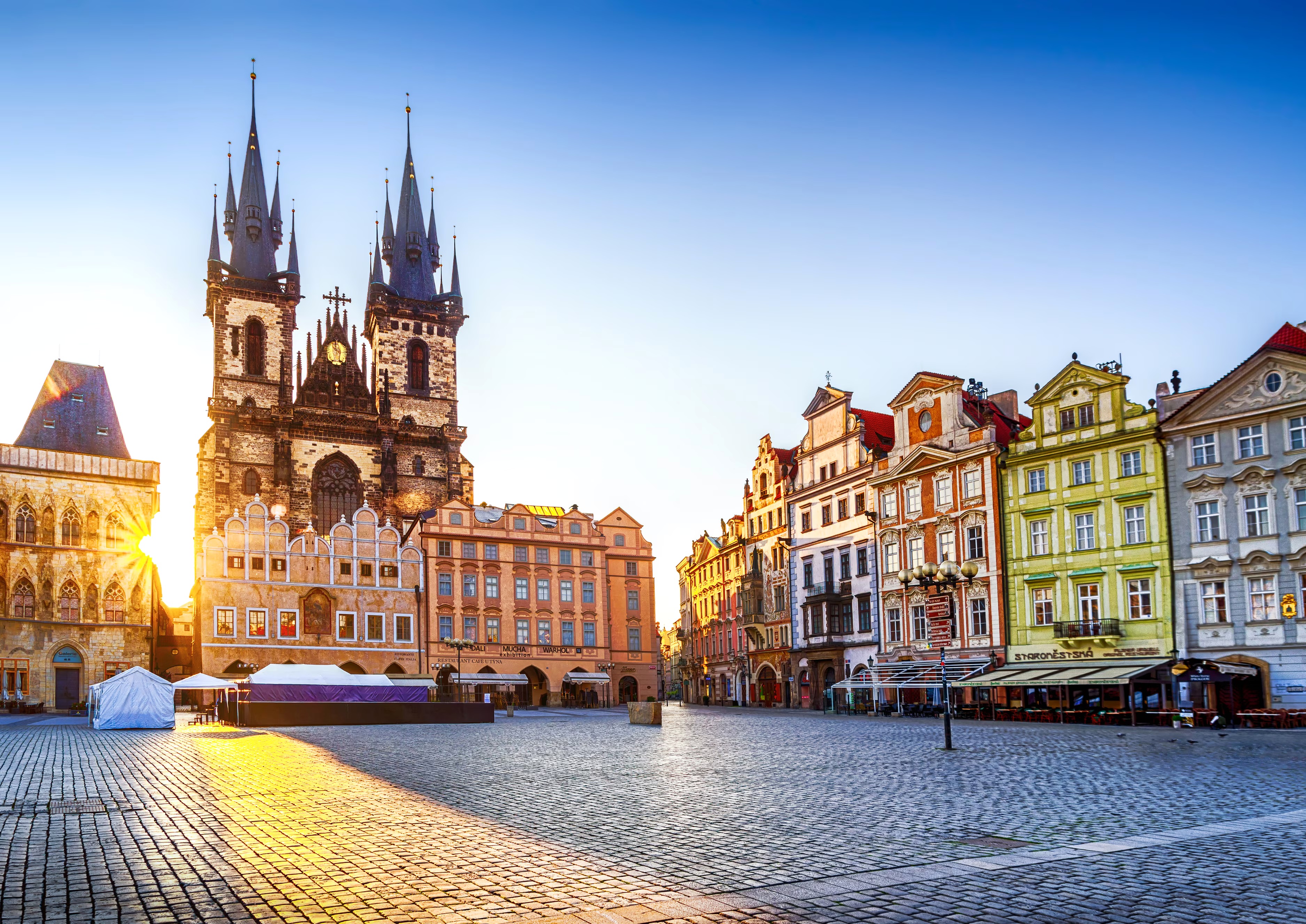 Essence of Central Europe with Bus - I Fly – Austria