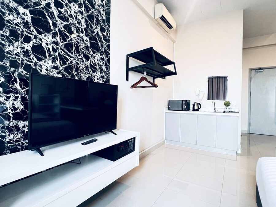 Gorgeous Combodia with Stay at Karma Group Hotel – Cambodia