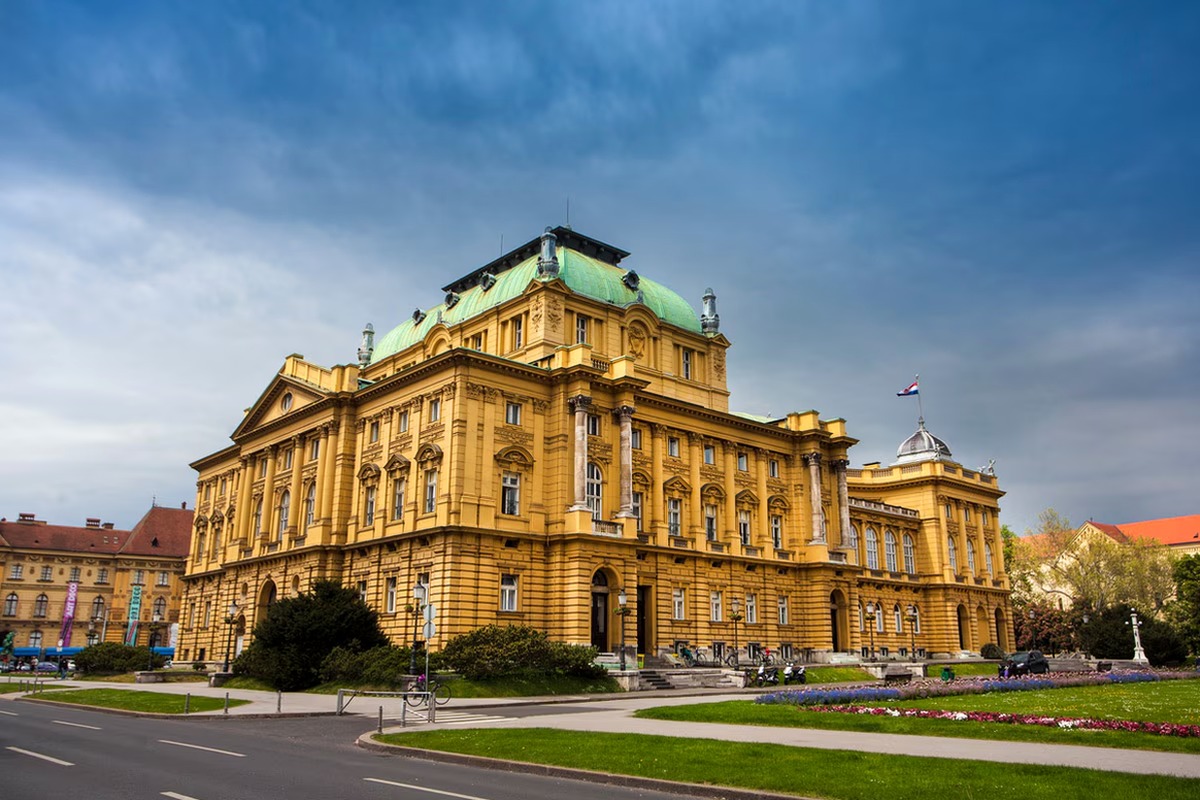 Best of Zagreb - I Fly – Croatia