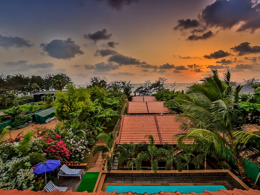 Baga Beachfront 4-Star Hotel 4N – Goa