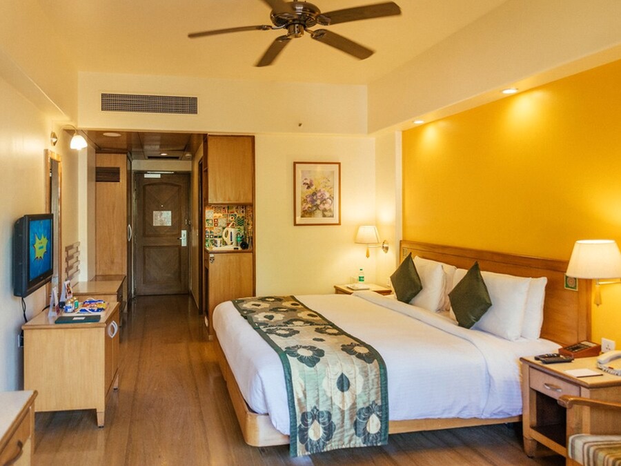 North Goa Getaway with 4-Star Hotel – Goa
