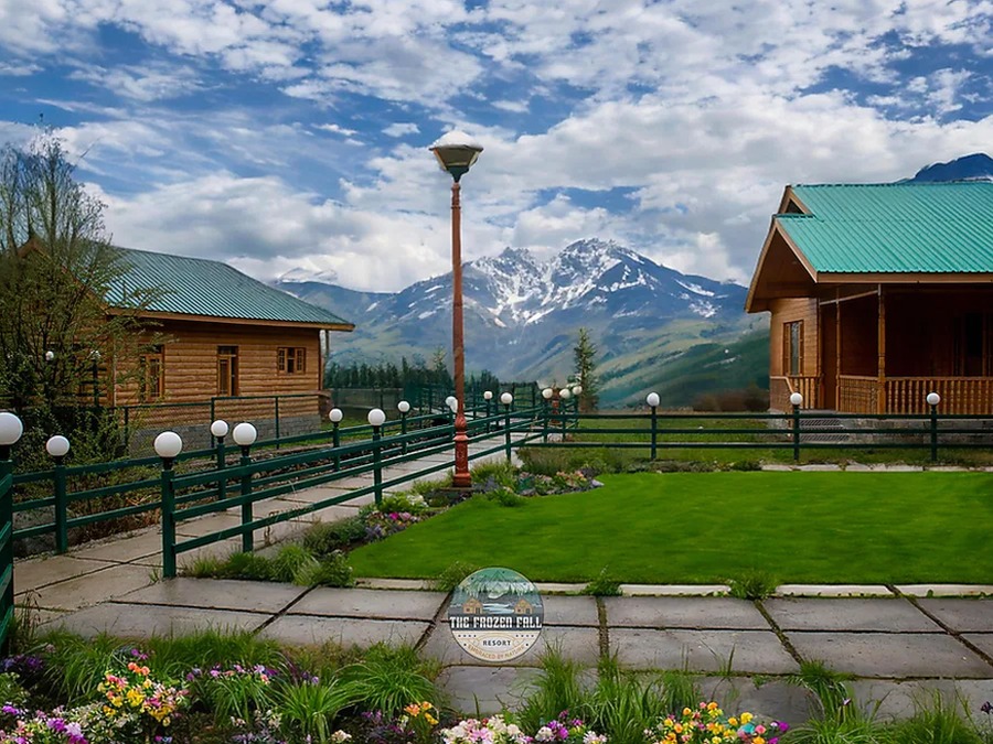 Fascinating Kashmir Holiday with Gulmarg – Kashmir