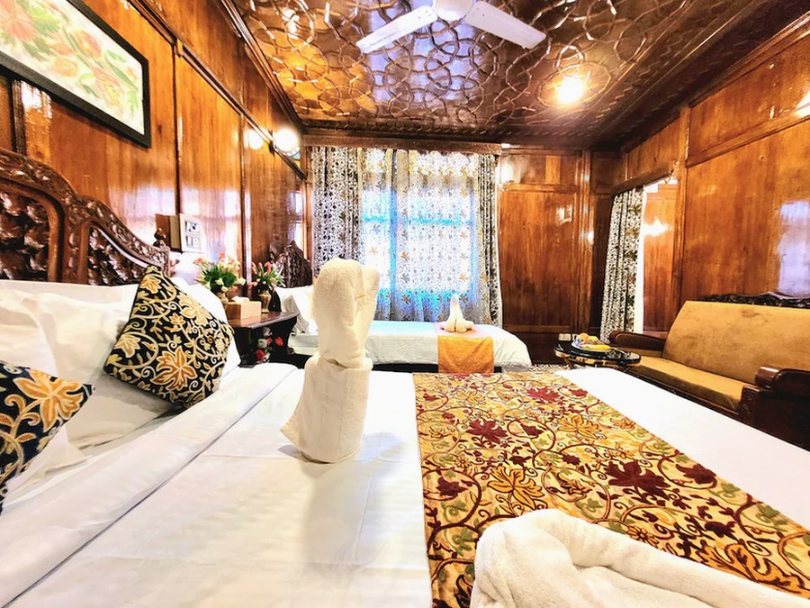 Gorgeous Kashmir with Sonmarg - Houseboat Stay – Kashmir