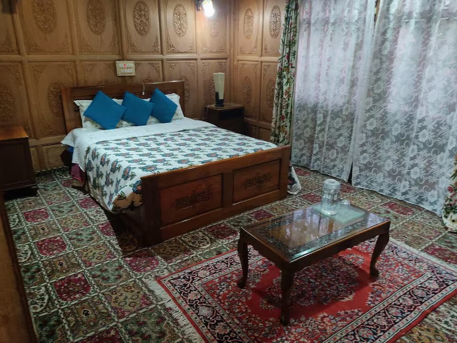 Romantic Kashmir - Khyber Himalayan Resort - I Fly – Kashmir