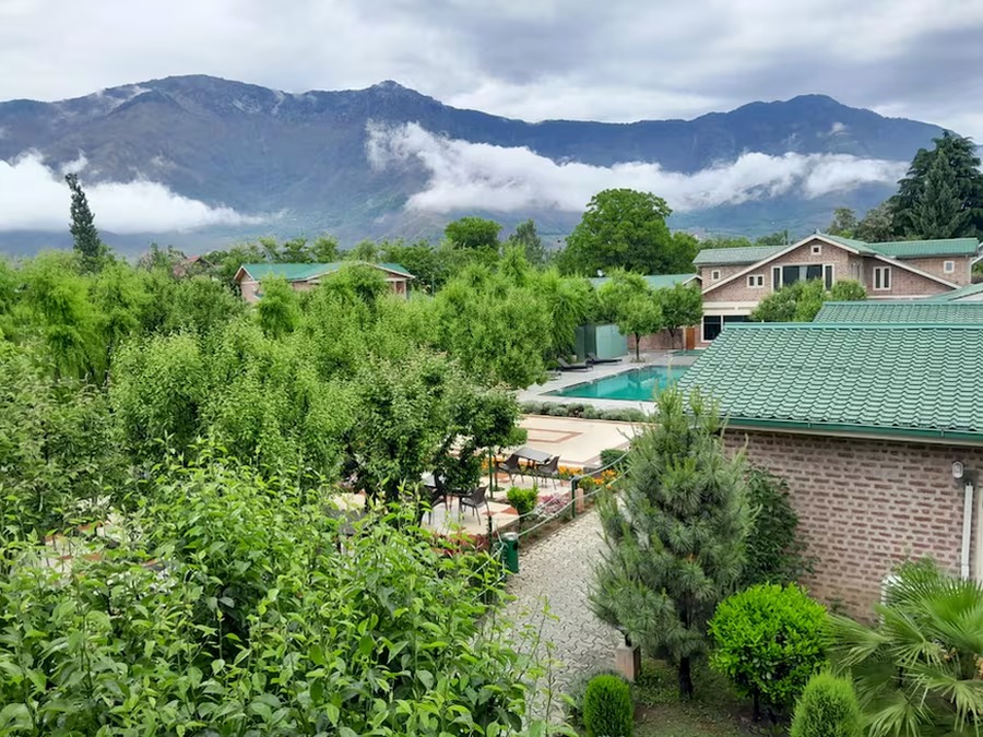 Scenic Kashmir - Super Premium Vacay - I Fly – Kashmir