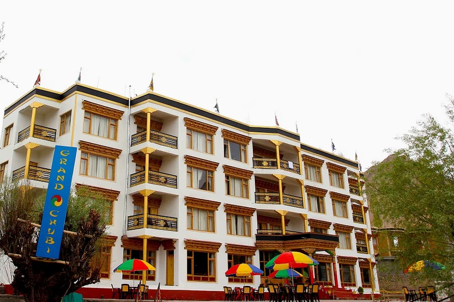 Ladakh Tour- Himalayan Odyssey (Deluxe) – Leh