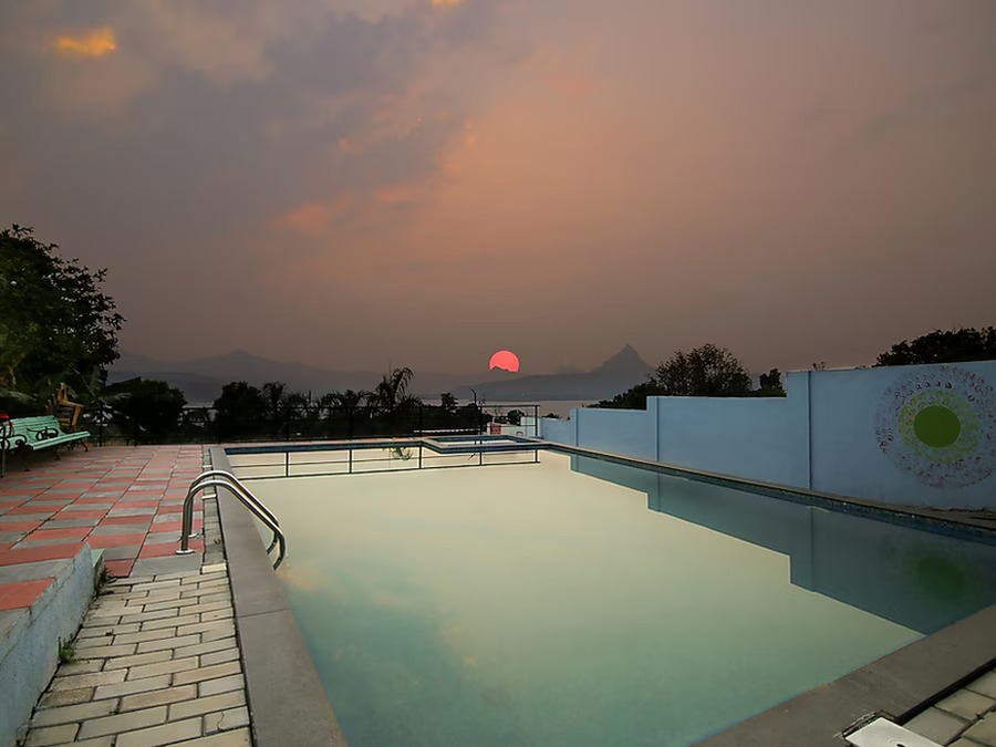 3N Lonavala Villa Stay | Tiger Point & Caves Tour – Maharashtra