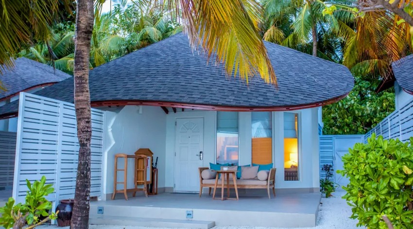 Delightful Machchafushi Island Resort Holiday - I Fly – Maldives