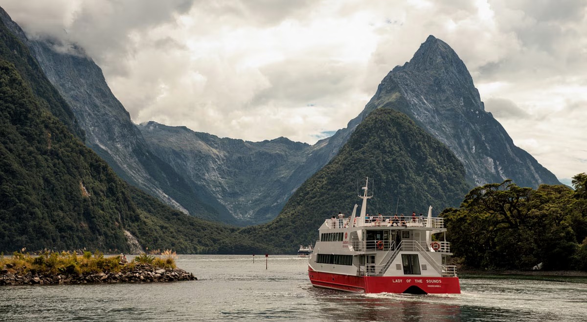 Experience New Zealand with Chef Tour 2026 - I Fly – New Zealand
