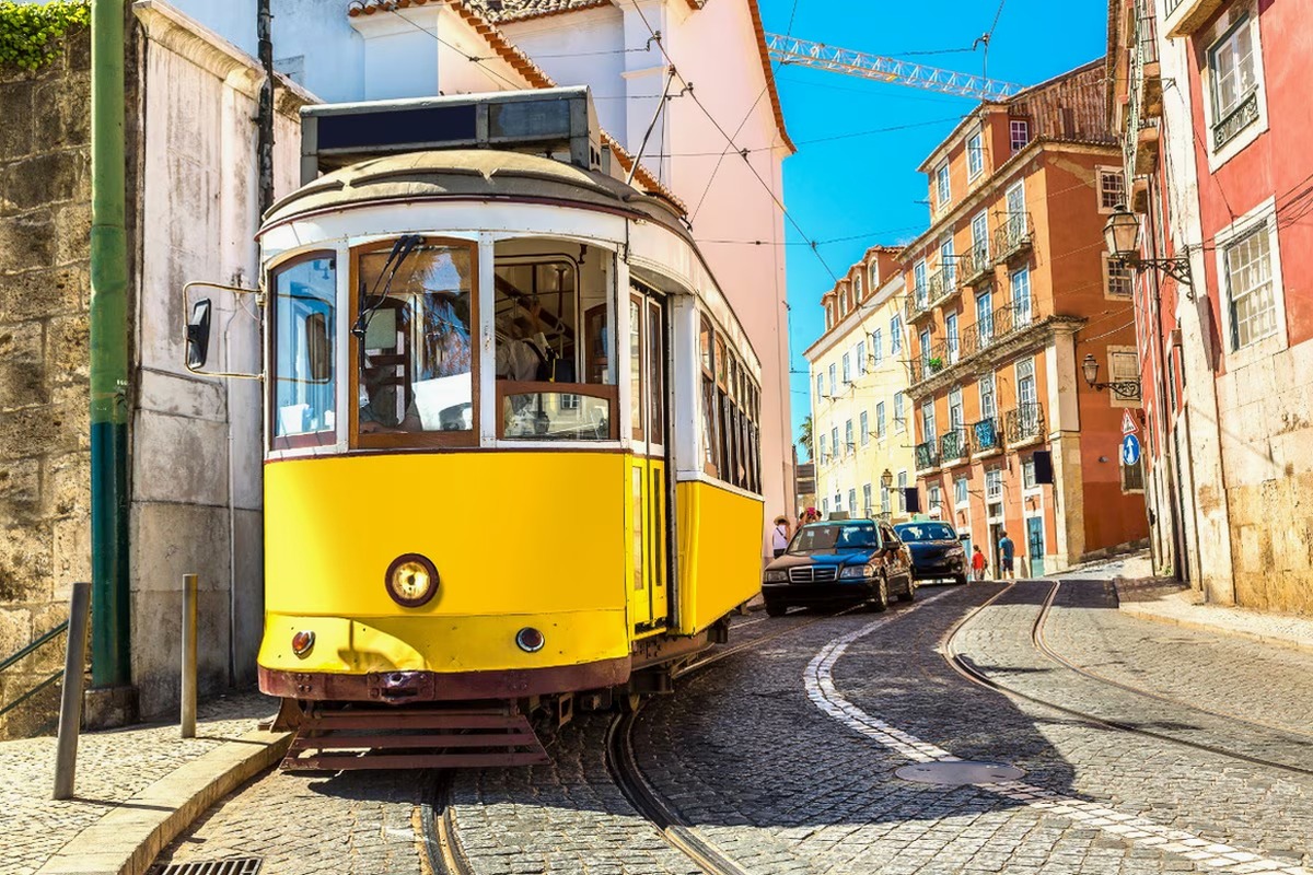 Ultimate Portugal Route - 2026 (Guided Tour) - I Fly – Portugal