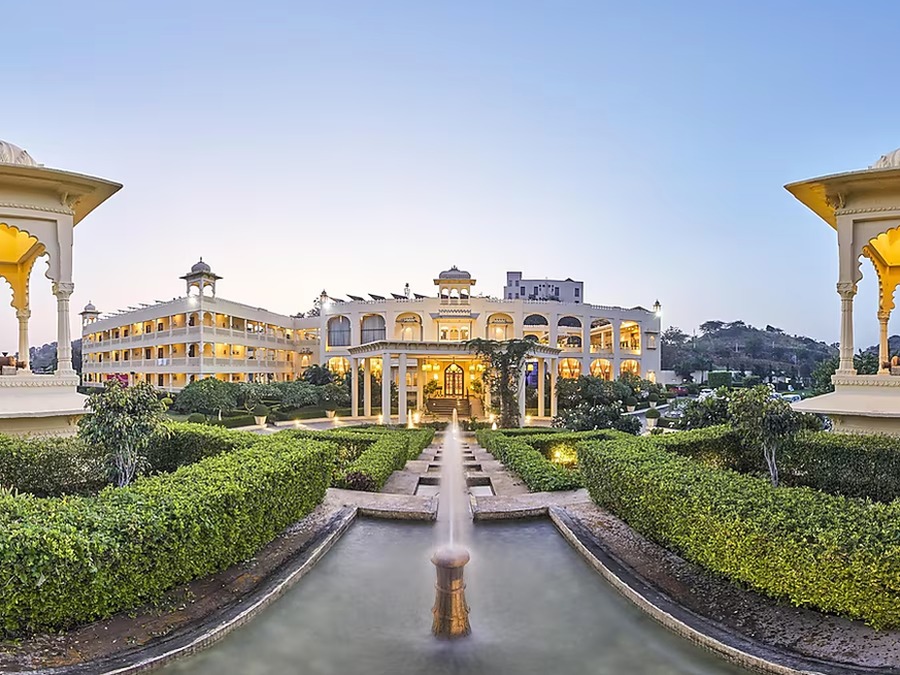 Premium Udaipur, Kumbalgarh & Mount Abu Tour – Rajasthan