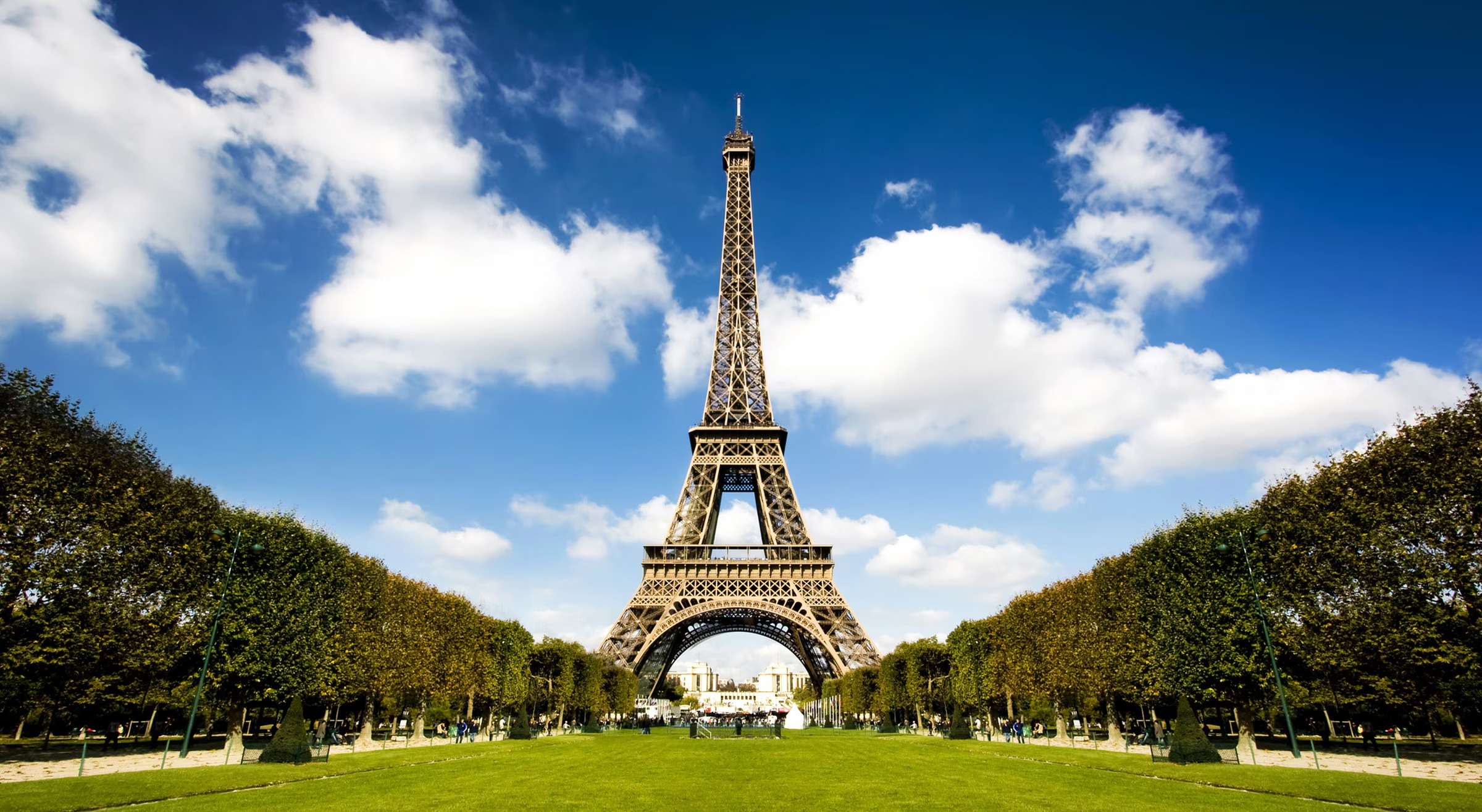 Fantastic France & Switzerland - 2026 (Guided Tour) - I Fly – Switzerland