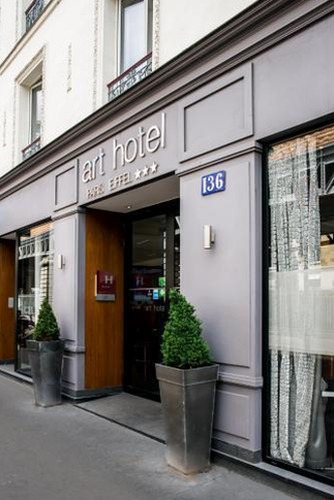 Swiss Paris Highlights - I Fly – Switzerland