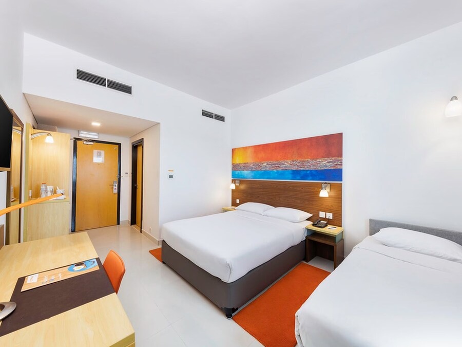 Offbeat Dubai Retreat - I Fly – United Arab Emirates