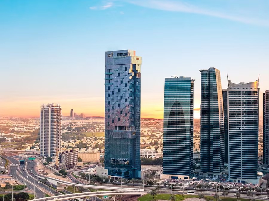 Perfect Dubai Escape with Taj Stay - I Fly – United Arab Emirates