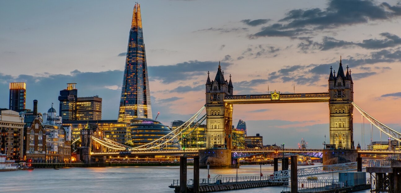 Romantic London & Edinburgh Vacay - I Fly – United Kingdom