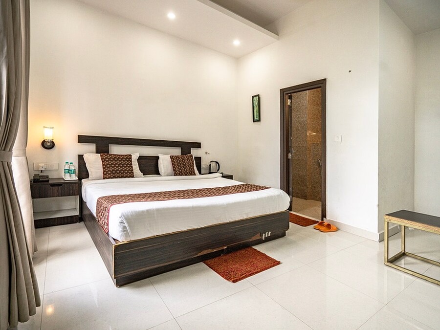 Relaxed Stay in Nainital, Wild Corbett and Delhi – Uttarakhand