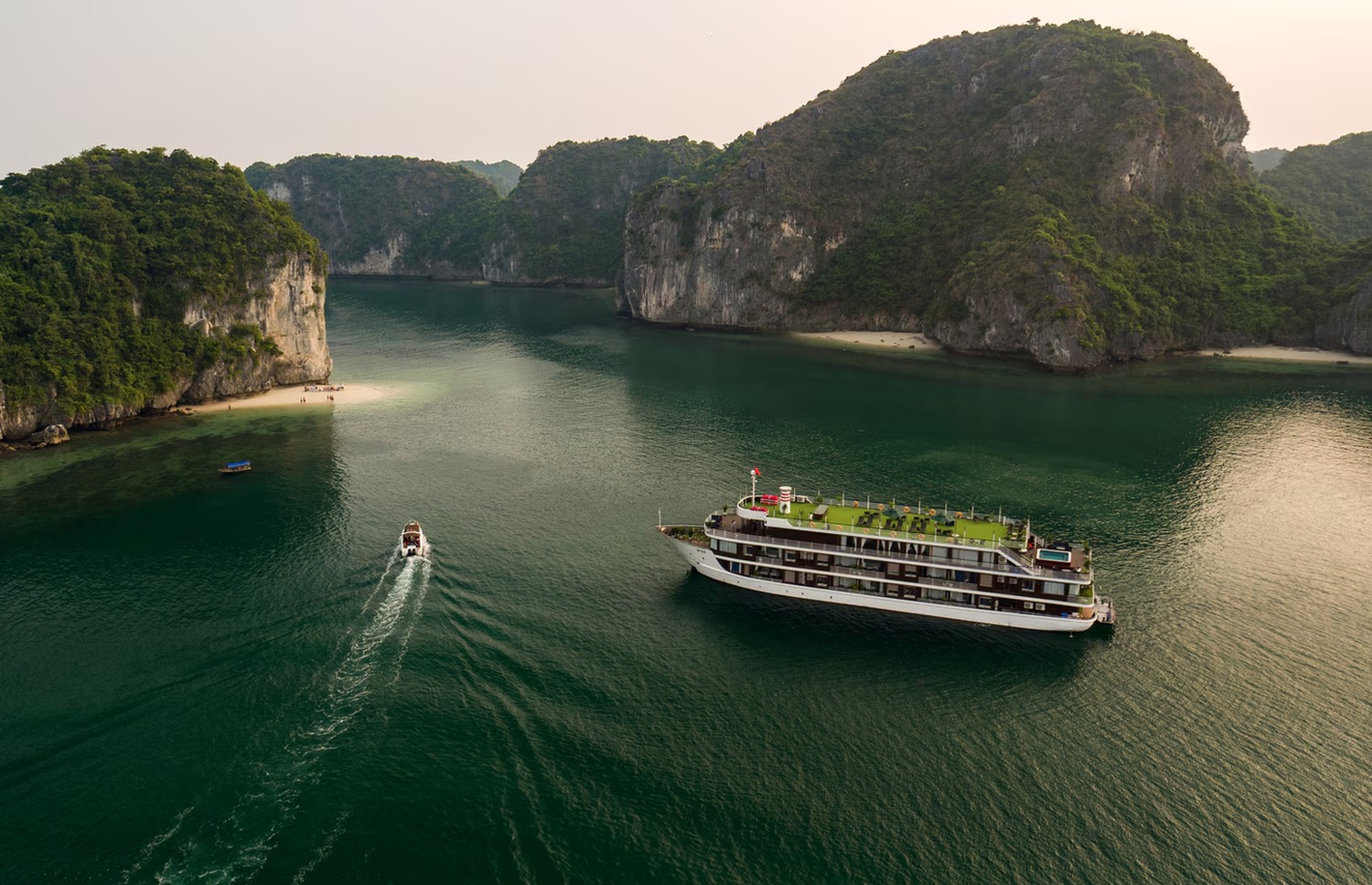 Magical Laos x Vietnam - I Fly – Vietnam